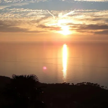 Liguria Tra Mare E Monte Apartament *