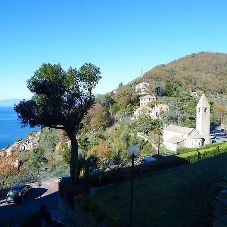 Liguria Tra Mare E Monte شقة